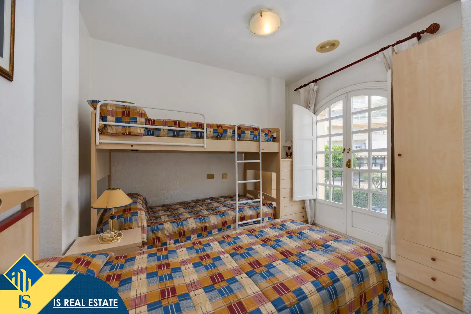 Apartamento con piscina en venta en Playa de los Locos, imagen 8