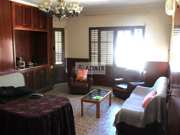 Casa amb balcó en venda a Argamasilla de Alba