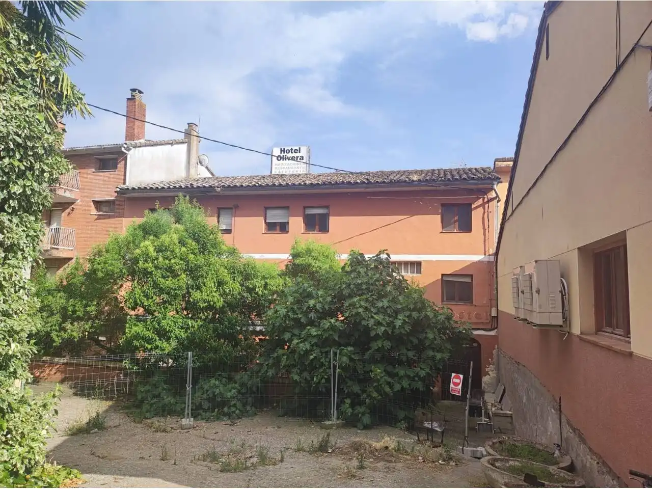 Vista exterior de Edificio en venta en Naval