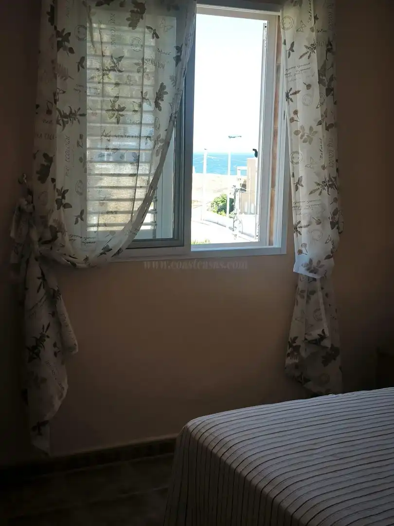 Villa avec piscine à vendre à Playa de los Locos, imagen 2