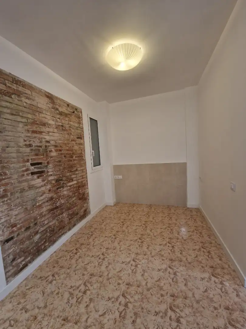 Study for rent in Barcelona