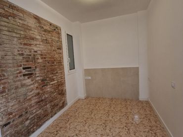 Monolocale in affitto a Carrer del Comandant Benítez 16