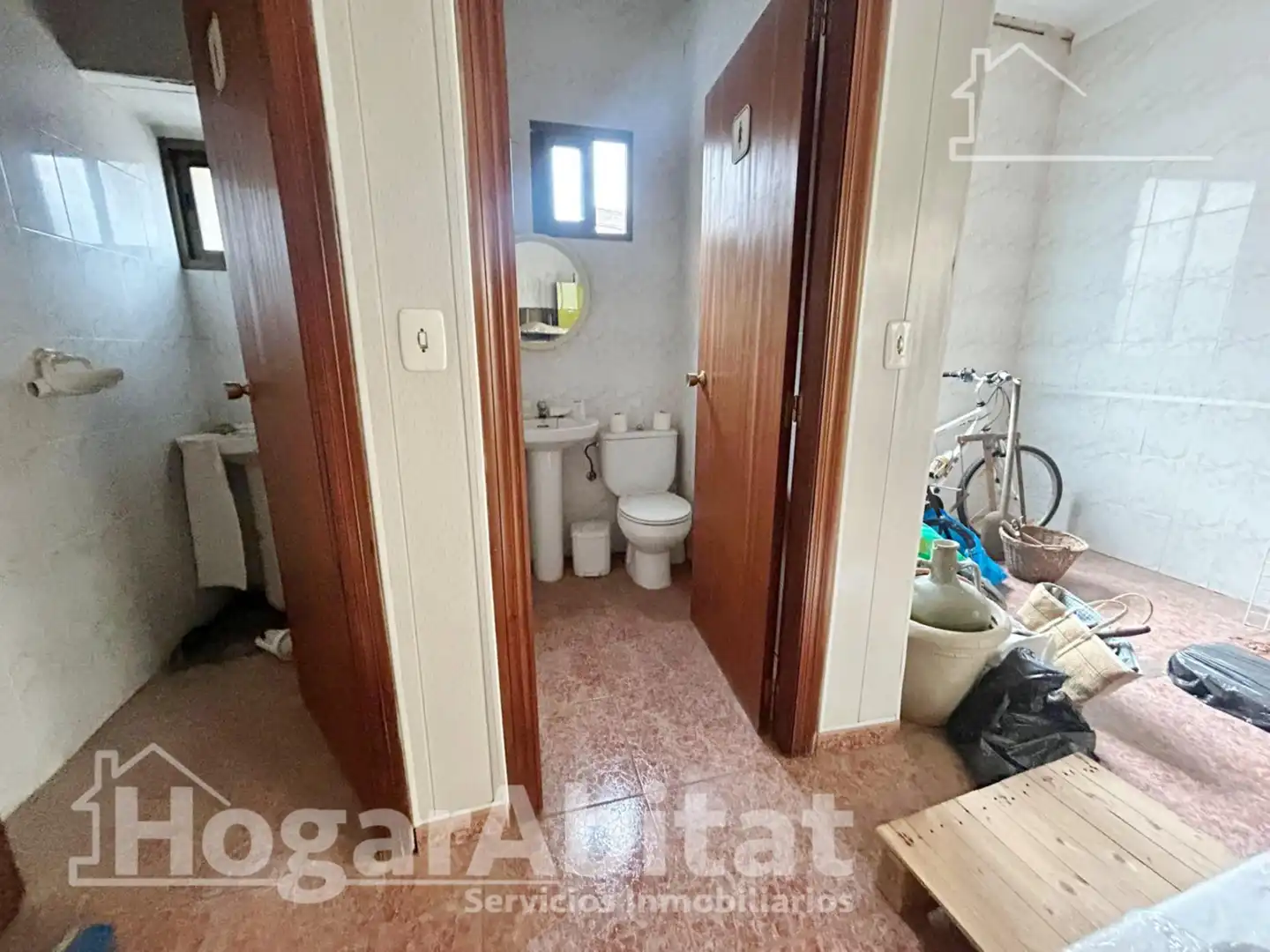 Bathroom of Houses for sale in Vilamarxant