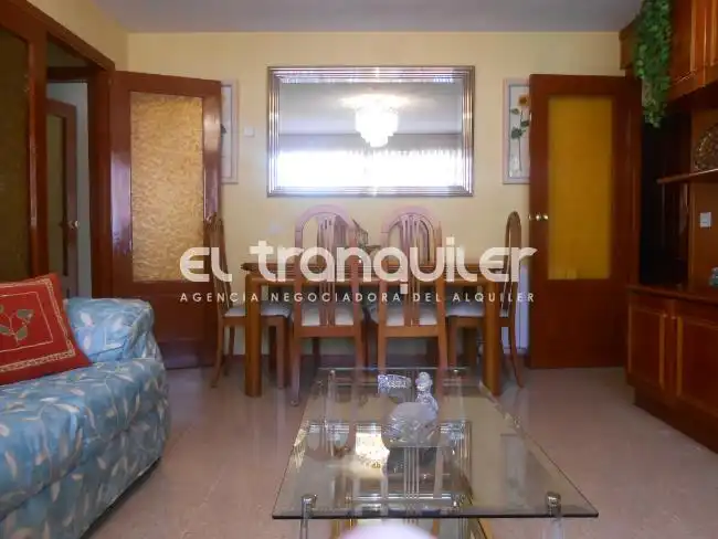 Living room of Flat for sale in Madrid  with Air Conditioner, Terrace and Furnished
