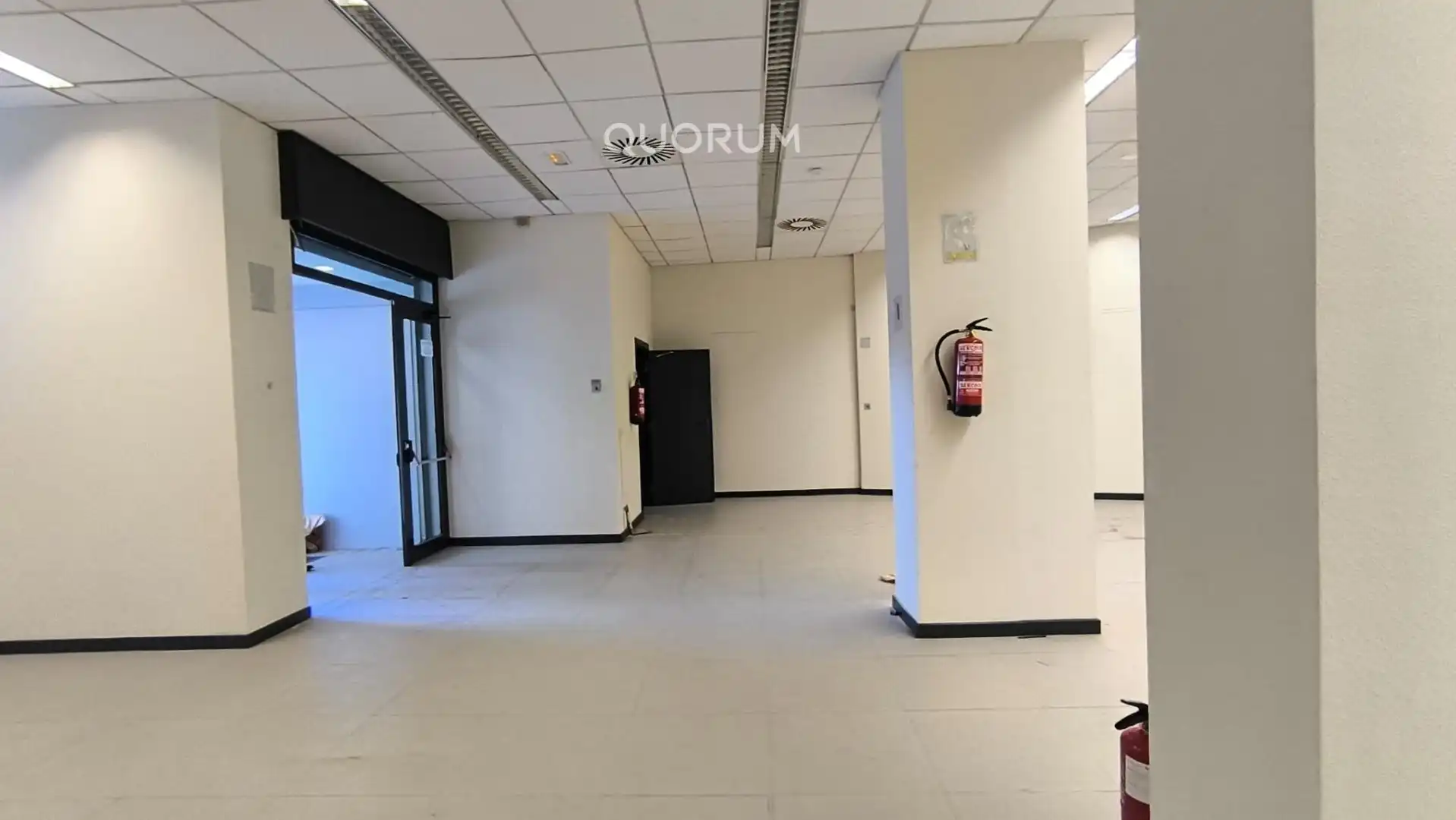 Local comercial en venda a Uribarri, imagen 4
