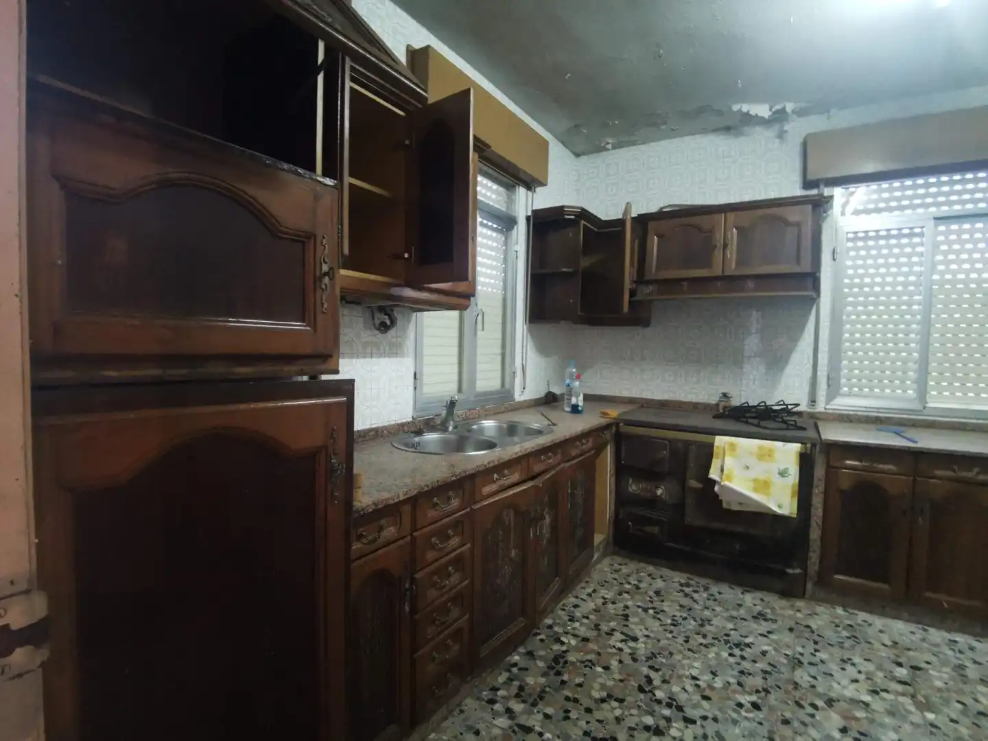 Cocina de Casa o chalet en venta en A Laracha   con Jardín privado, Terraza y Amueblado
