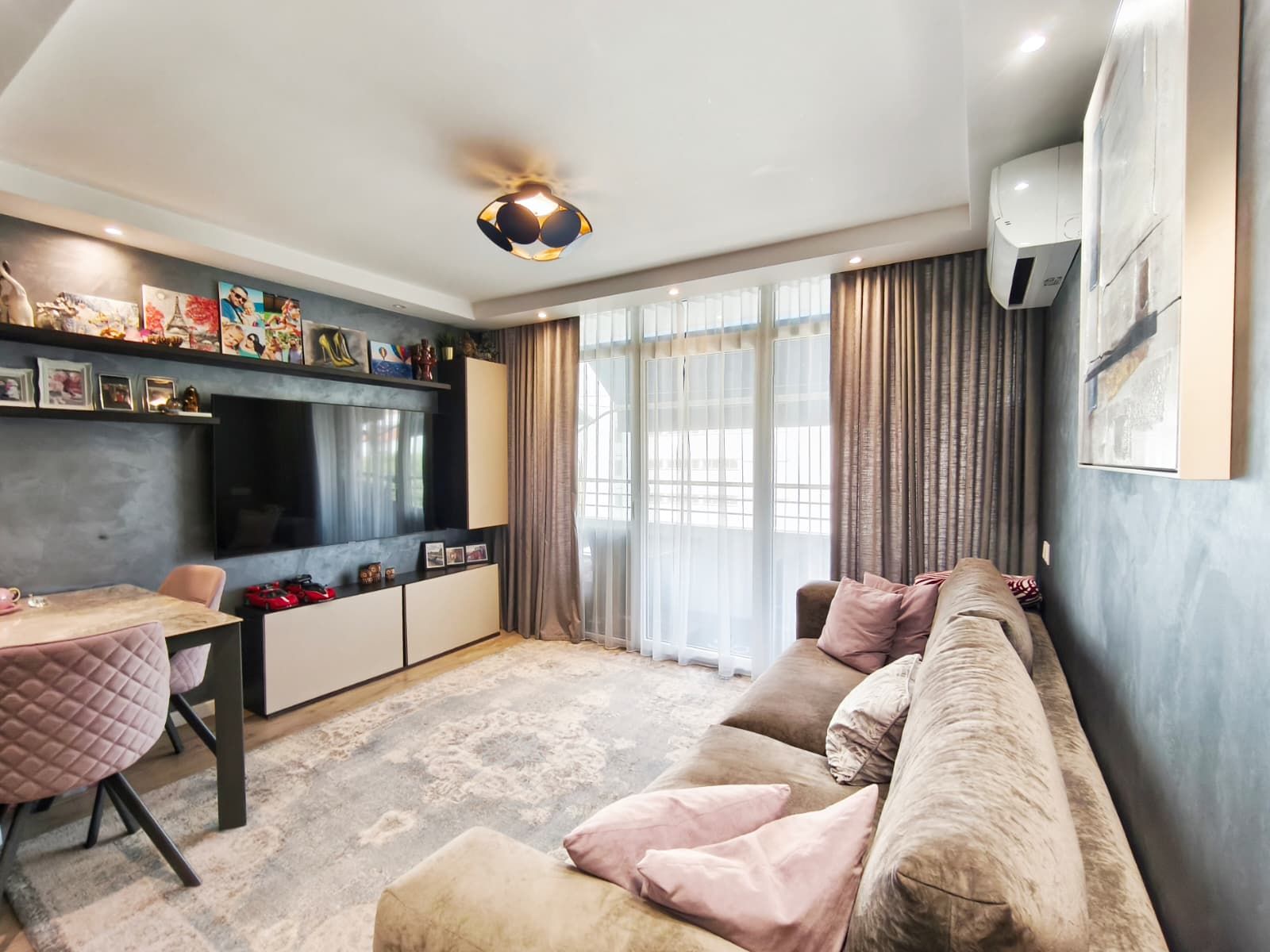 Pis en venda a Amèrica, Fenals