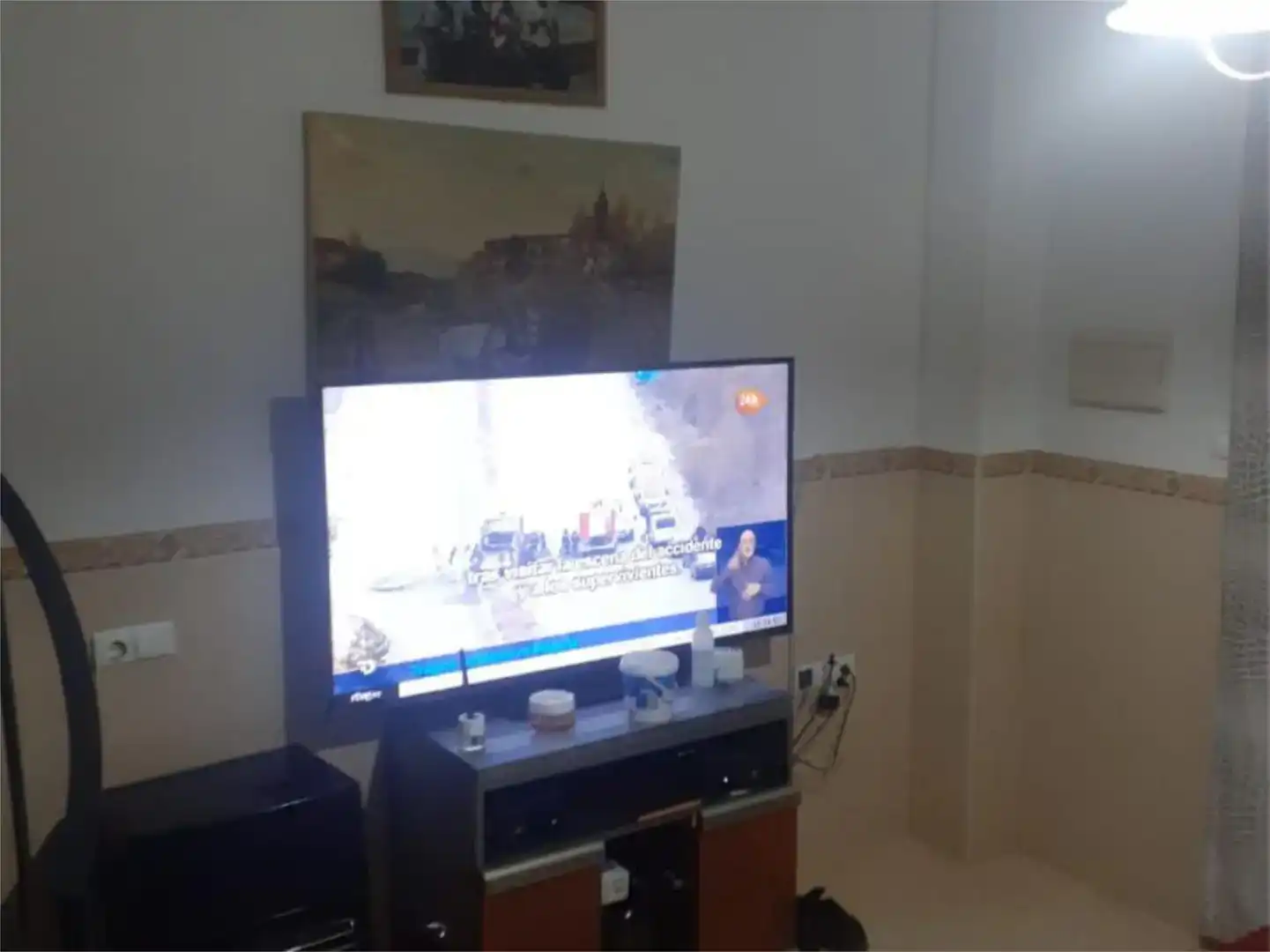 Sala d'estar de Casa adosada en venda en Casariche amb Aire condicionat, Moblat i Balcó