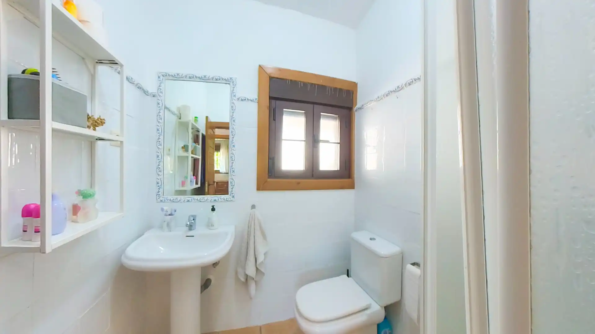 Bany de Casa o xalet en venda en Galapagar amb Aire condicionat, Jardí privat i Forn