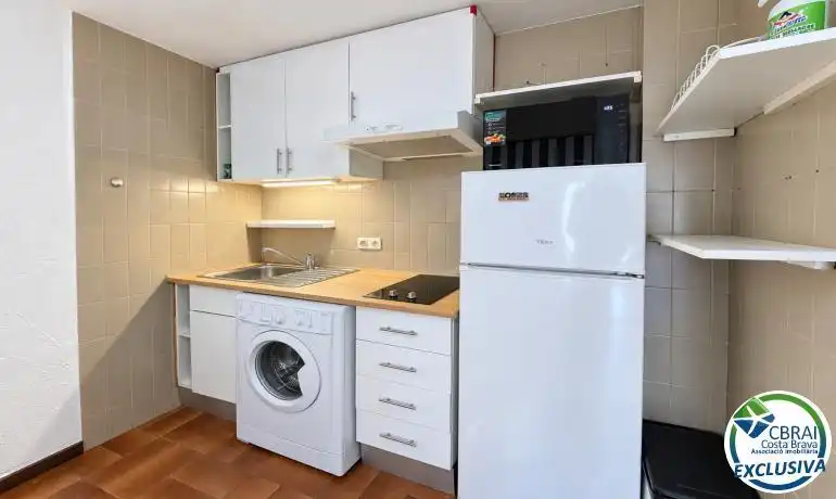 Cocina de Piso en venta en Roses con Calefacción, Terraza y Amueblado