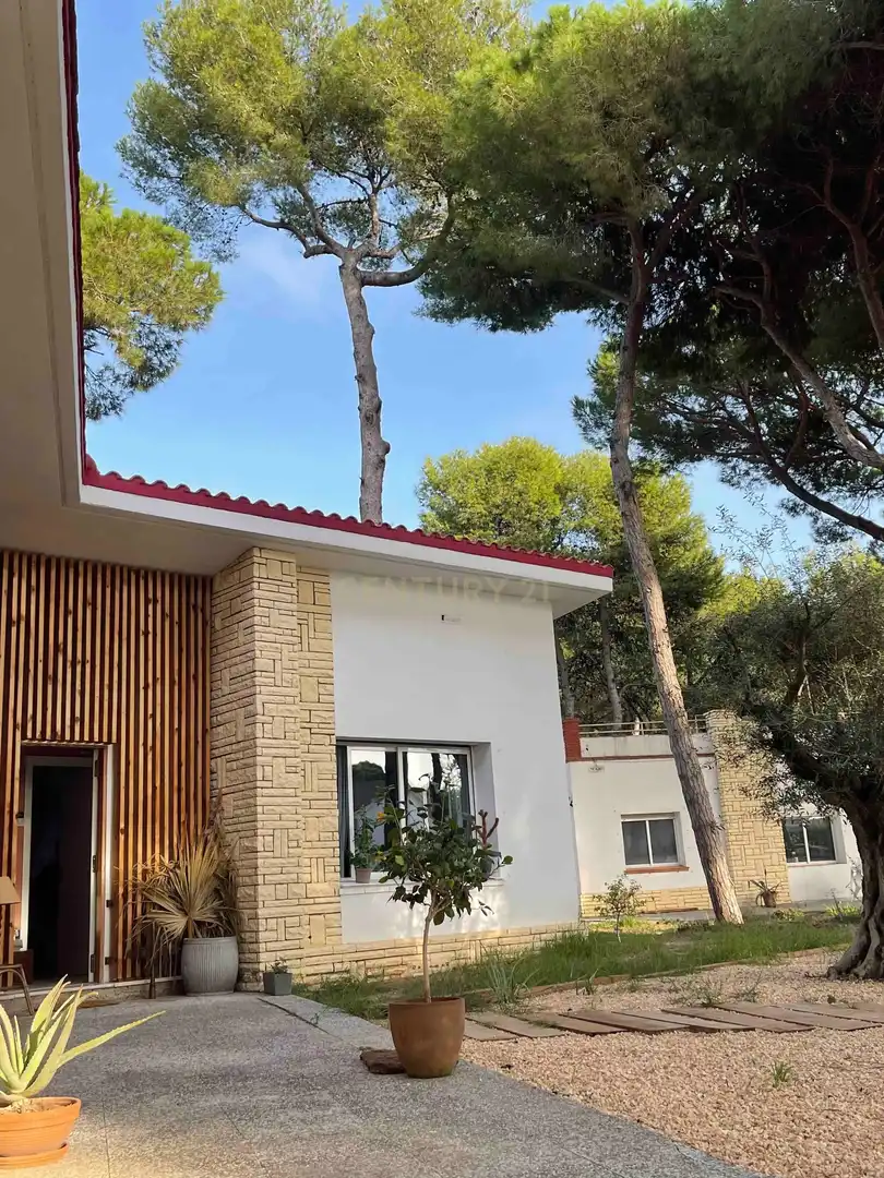 Casa o xalet en venda a Gavà, Barcelona, Spain, -1, Centre - Estació