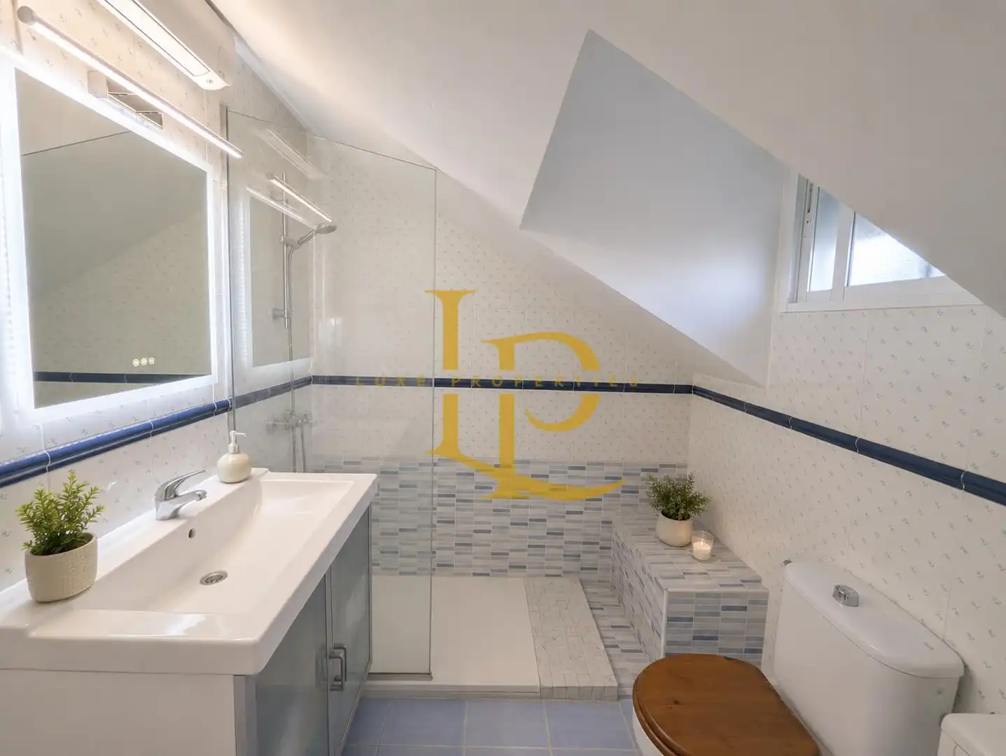 Baño de Casa o chalet en venta en El Casar con Aire acondicionado, Jardín privado y Terraza