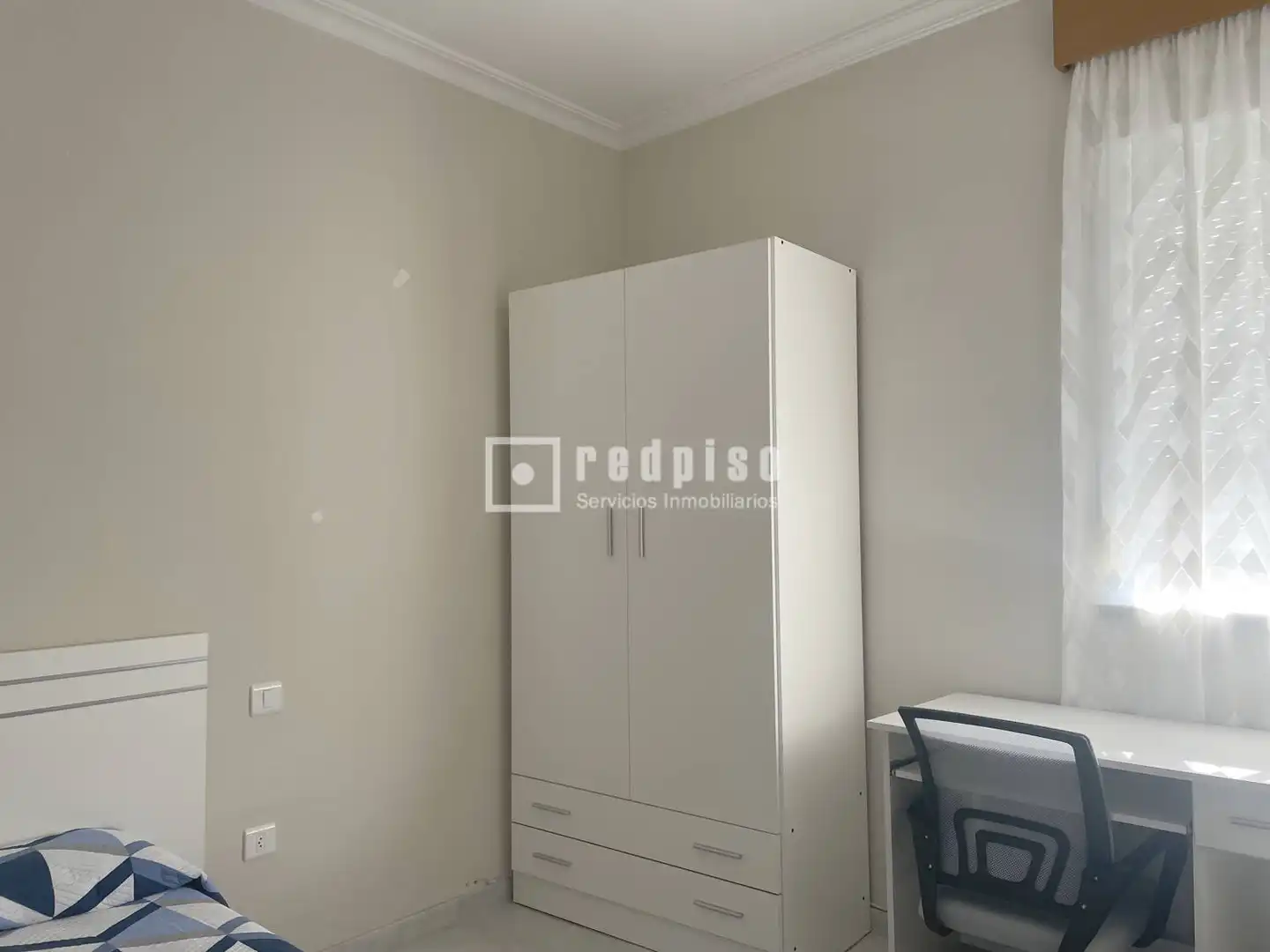Bedroom of Flat for rent in Sevilla  with Air Conditioner, Terrace and Furnished