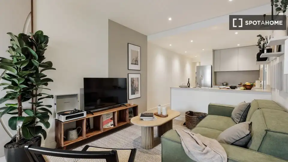 Sala de estar de Piso de alquiler en Barcelona con Aire acondicionado, Calefacción y Amueblado