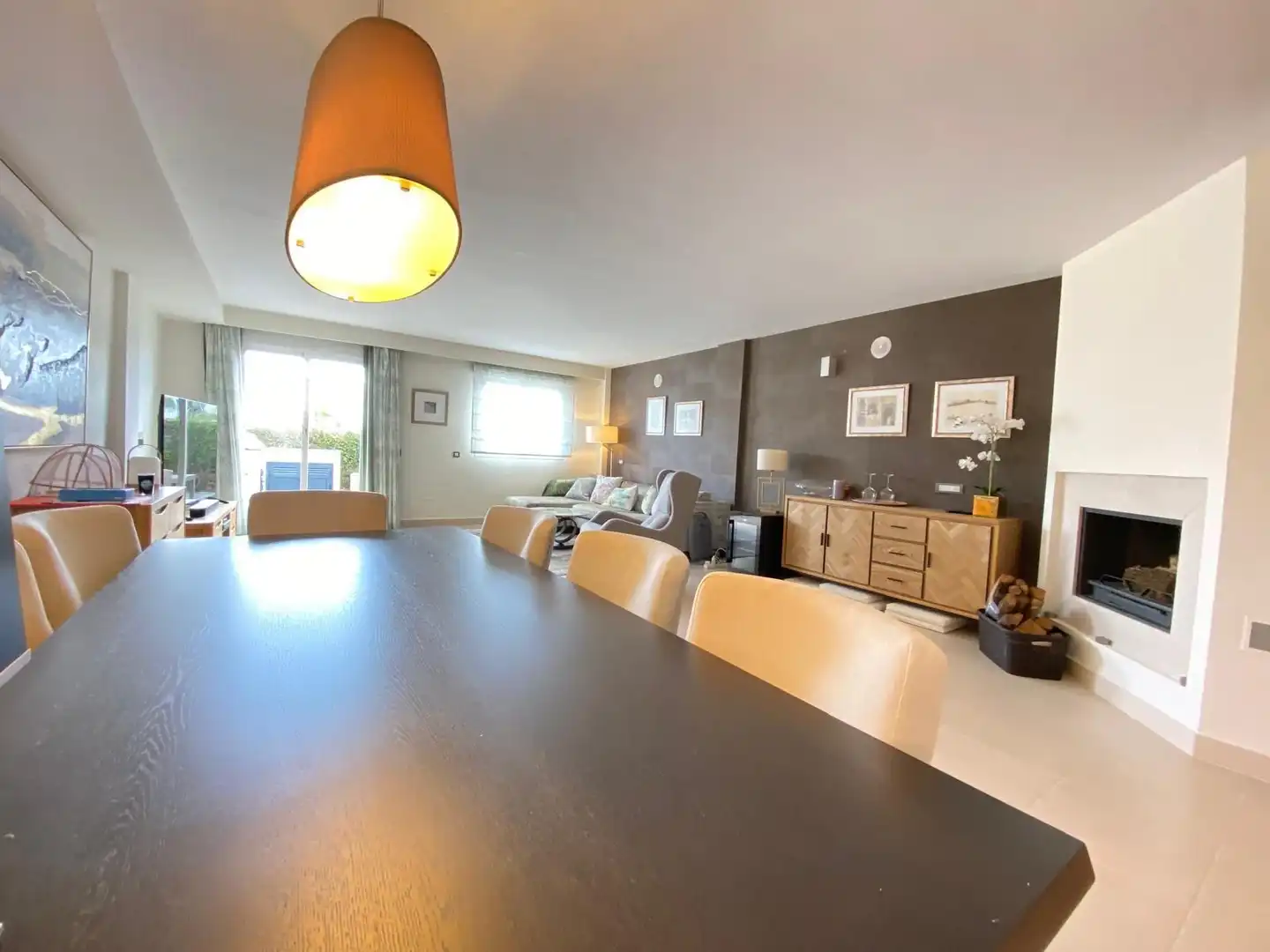 Comedor de Casa adosada en venta en Estepona con Aire acondicionado, Terraza y Amueblado