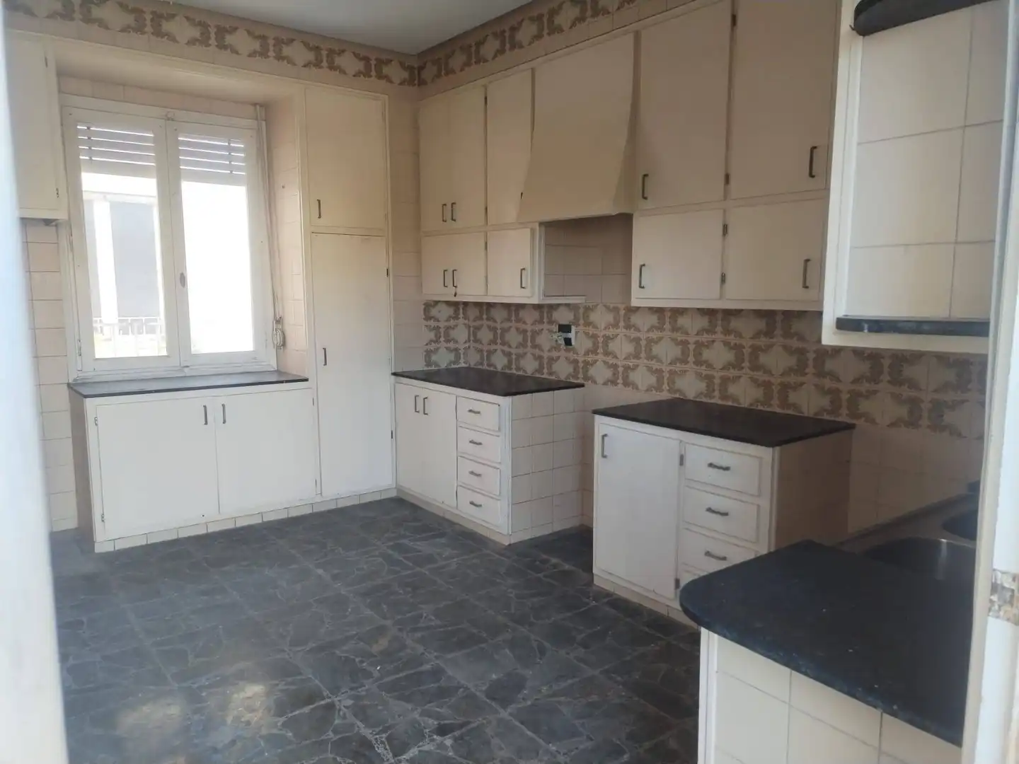 Kitchen of Flat for sale in Elche / Elx  with Balcony