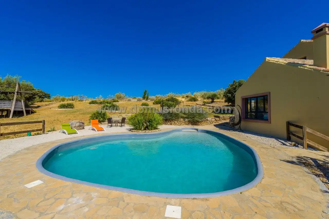 Piscina de Casa o chalet en venta en Montecorto con Aire acondicionado y Terraza