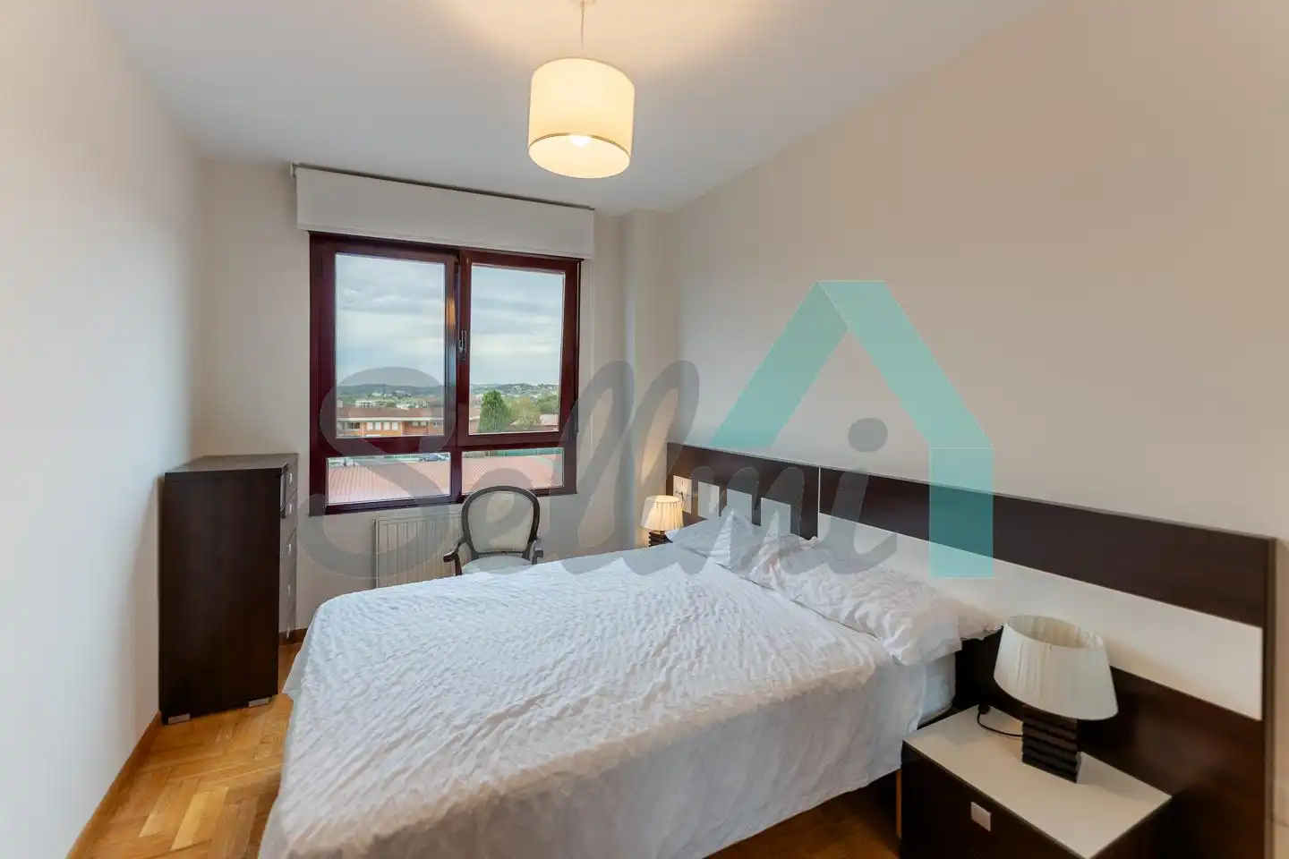 Bedroom of Flat for rent in Lugones