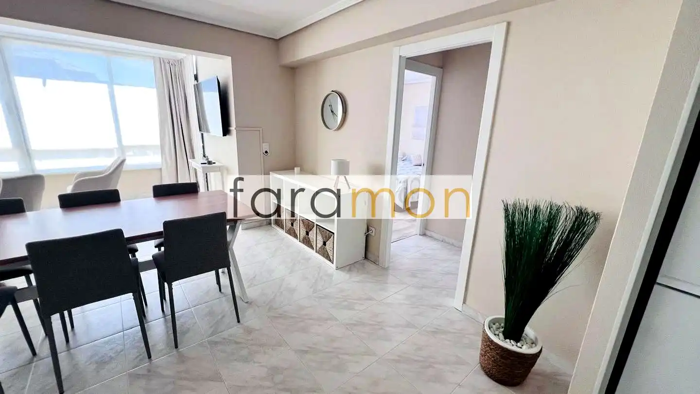 Außenansicht von Wohnung zur Miete in Nigrán mit Terrasse und Möbliert