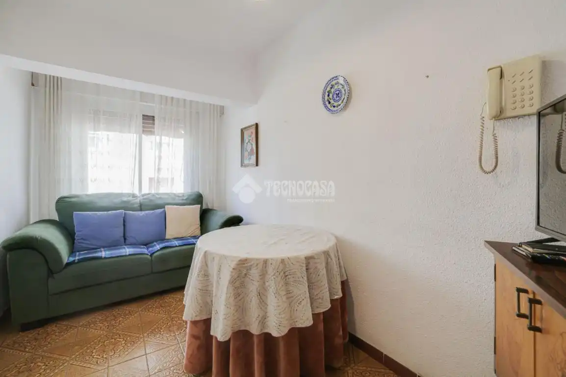 Habitación de Piso en venta en Sant Boi de Llobregat con Balcón