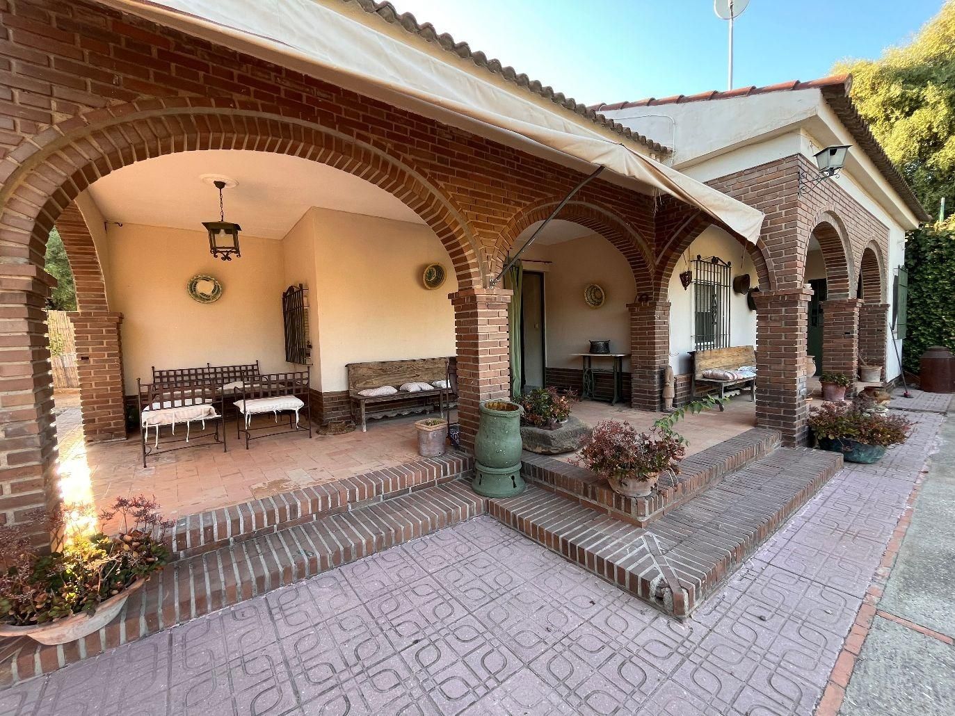 Terraza de Casa o chalet en venta en Almodóvar del Río con Aire acondicionado, Calefacción y Jardín privado