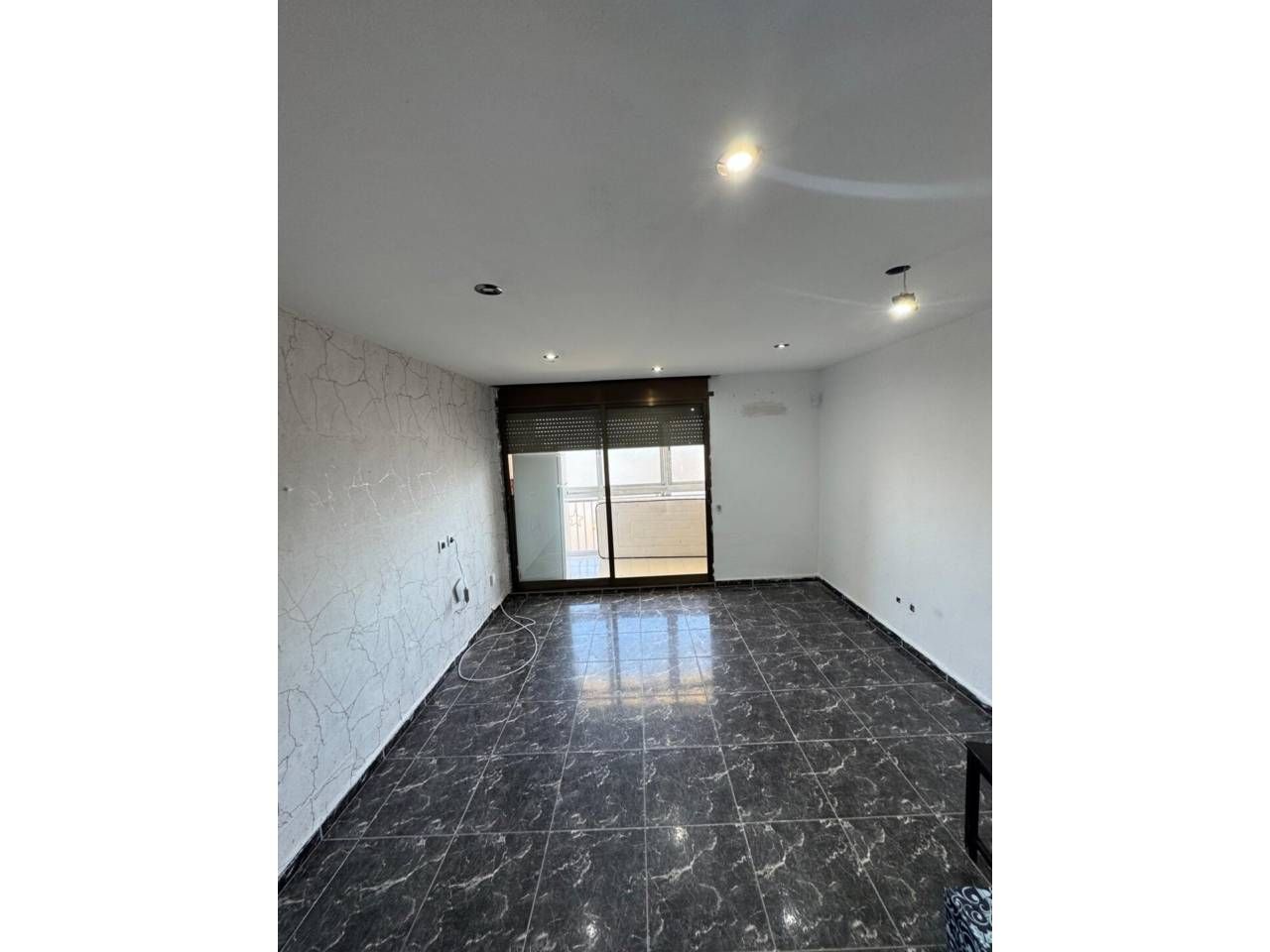 Piso en venta en Terrassa con Balcón