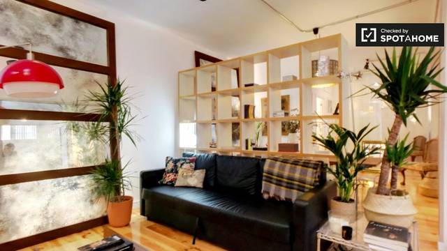 Piso en Alquiler en Cortes - Huertas