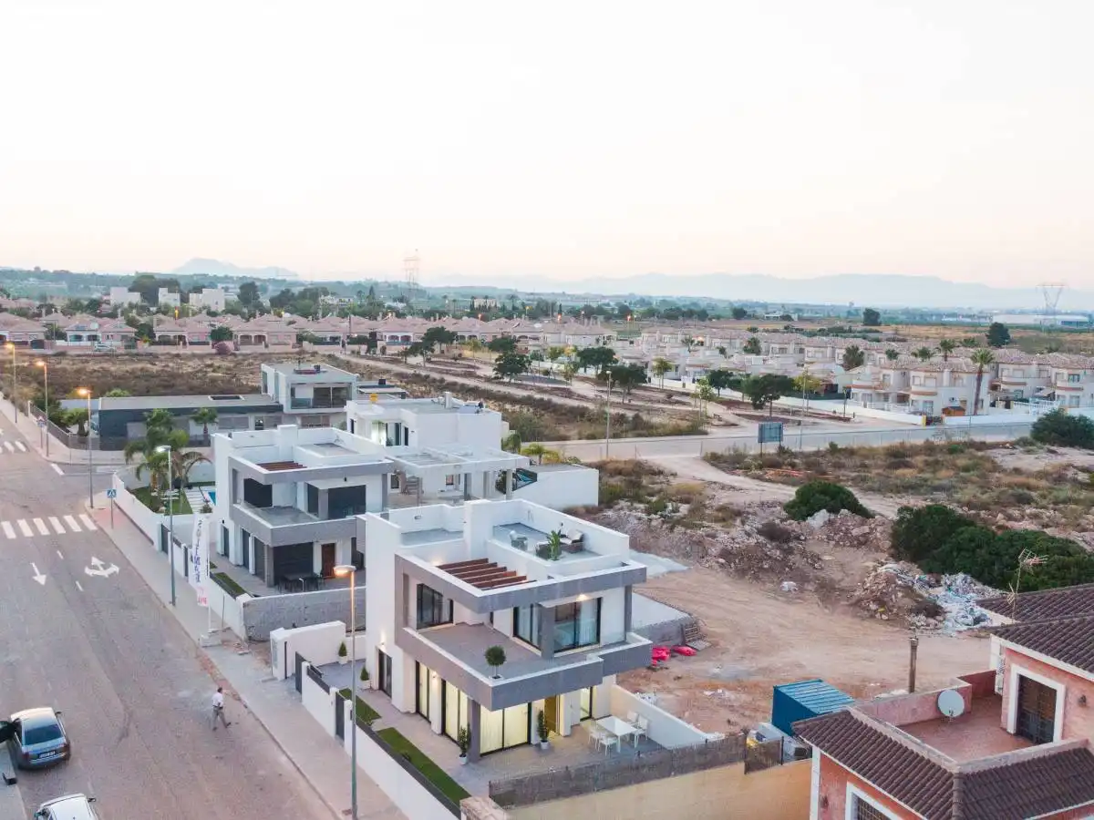 Villa con piscina in vendita a Los Montesinos, imagen 4