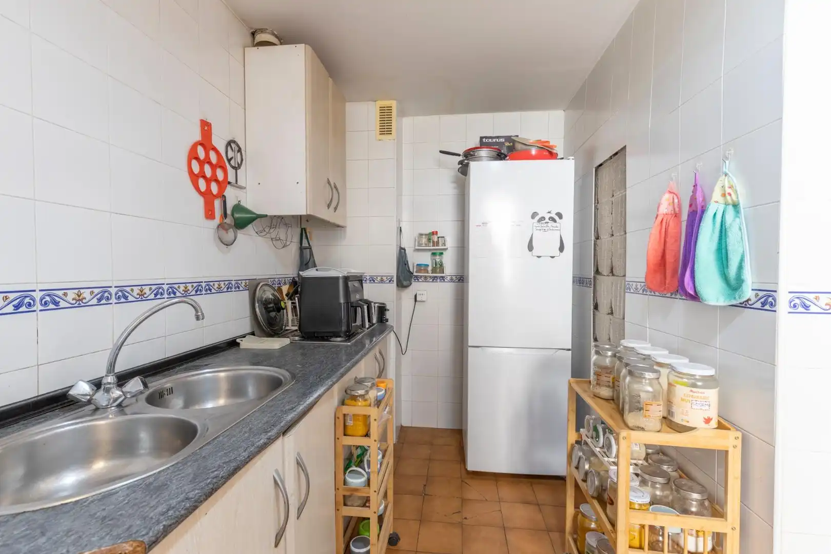 Cocina de Piso en venta en Granada con Calefacción, Terraza y Amueblado