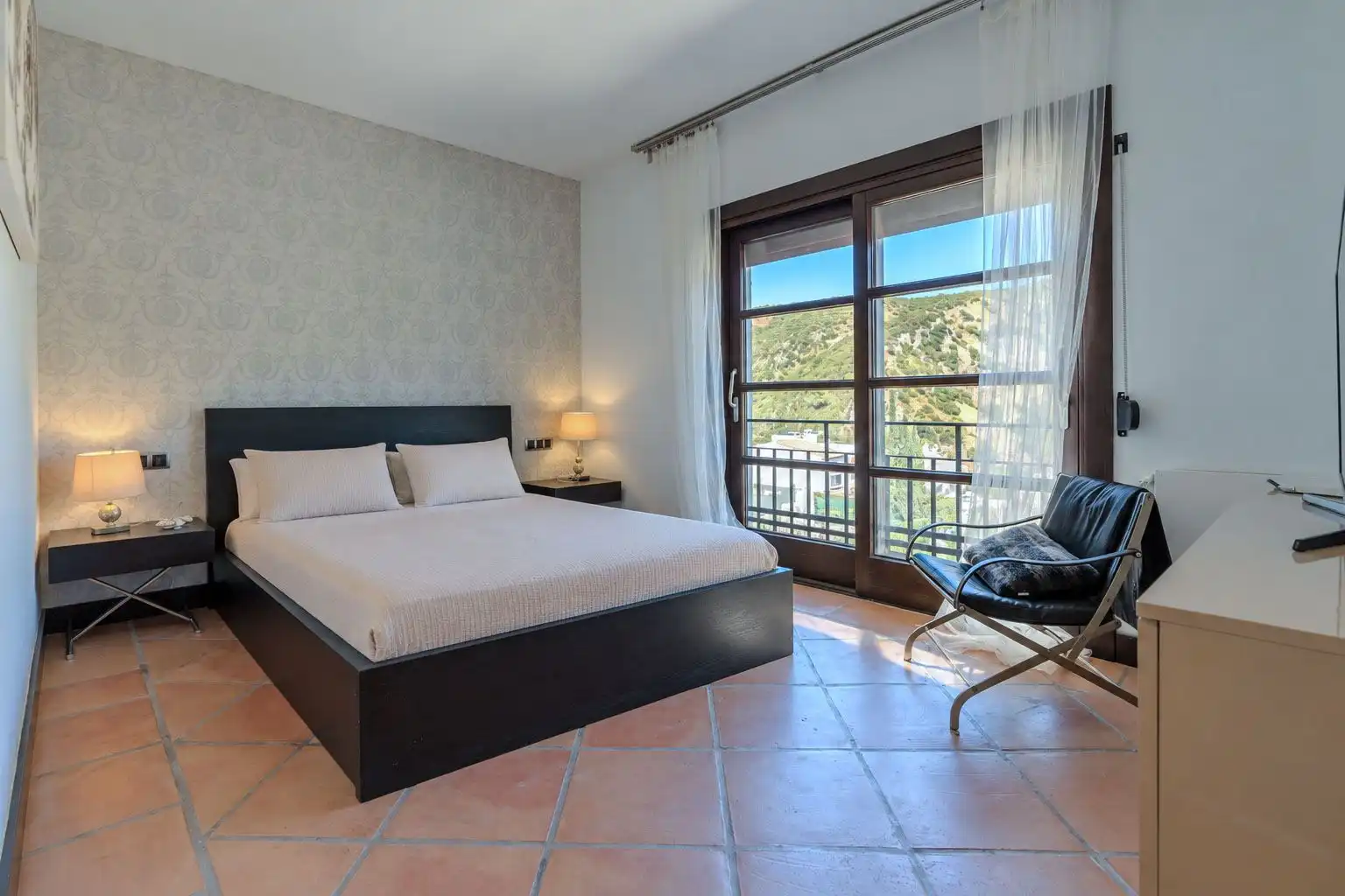 Apartments for rent in Benahavís pueblo