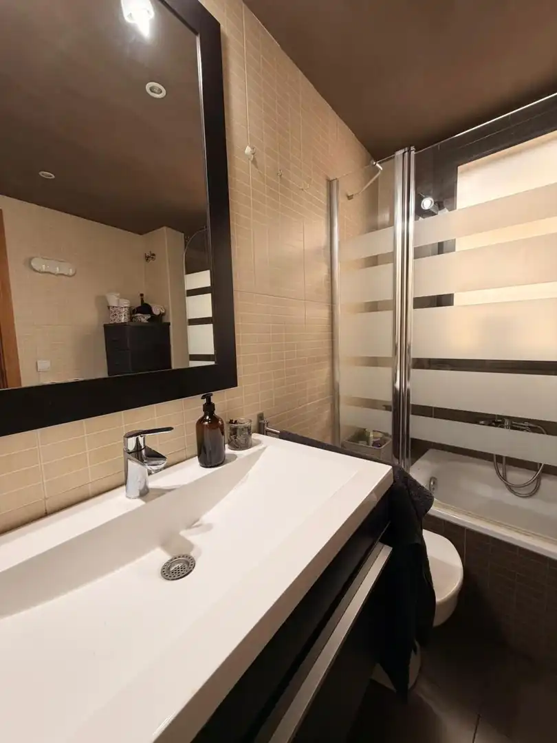 Baño de Piso en venta en Tordera con Aire acondicionado, Calefacción y Trastero