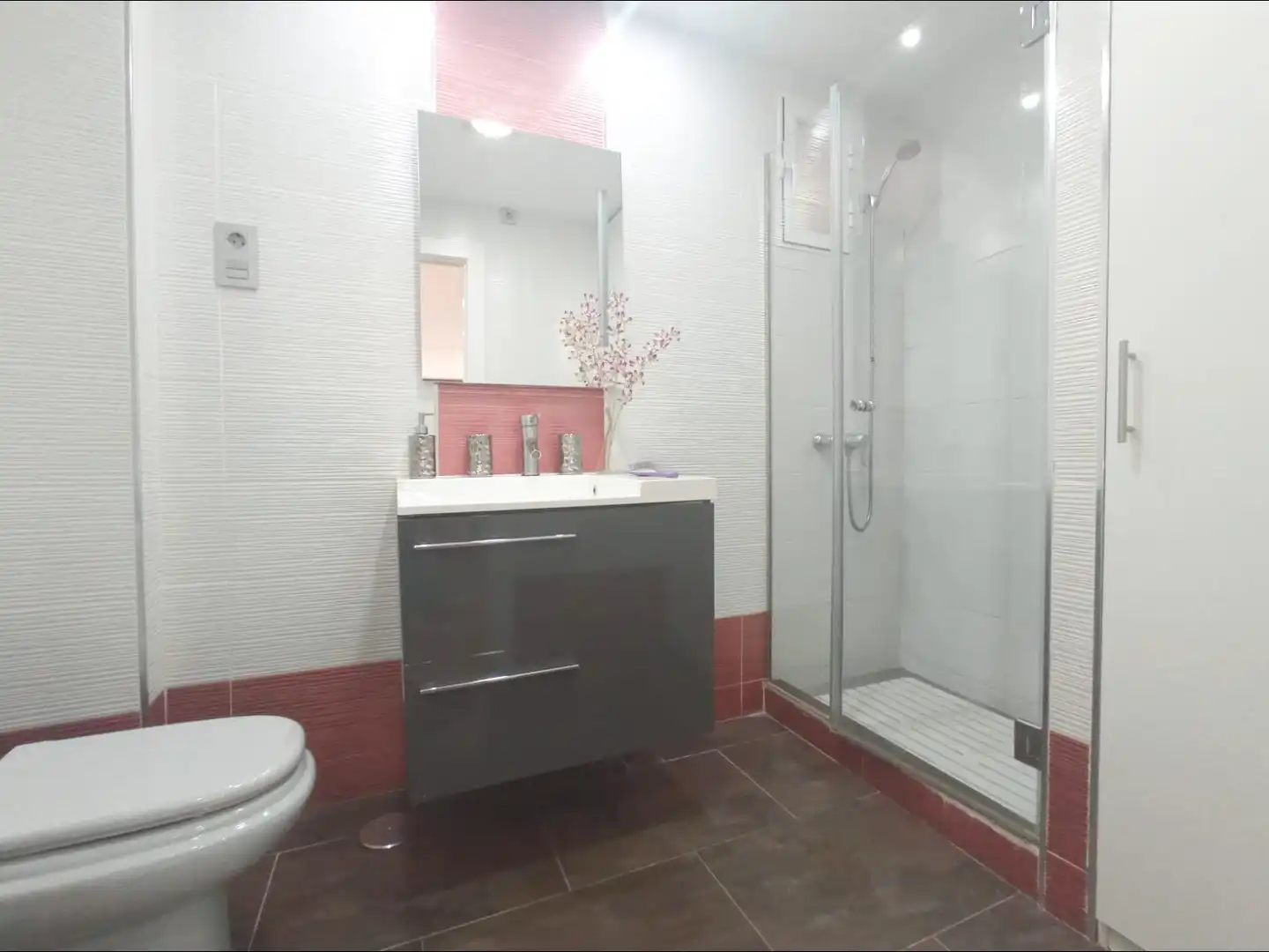 Bany de Apartament de lloguer en Granada amb Aire condicionat, Calefacció i Terrassa