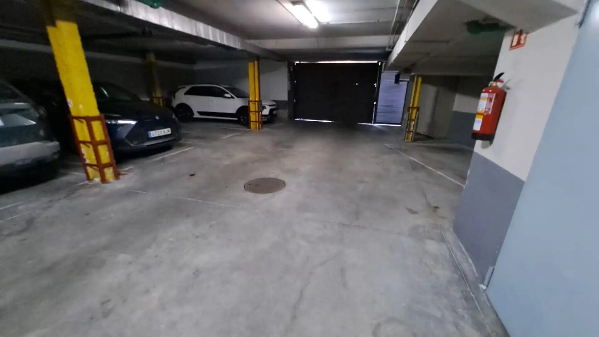 Parkplatz von Wohnung zur Miete in Madrid mit Klimaanlage, Heizung und Abstellraum