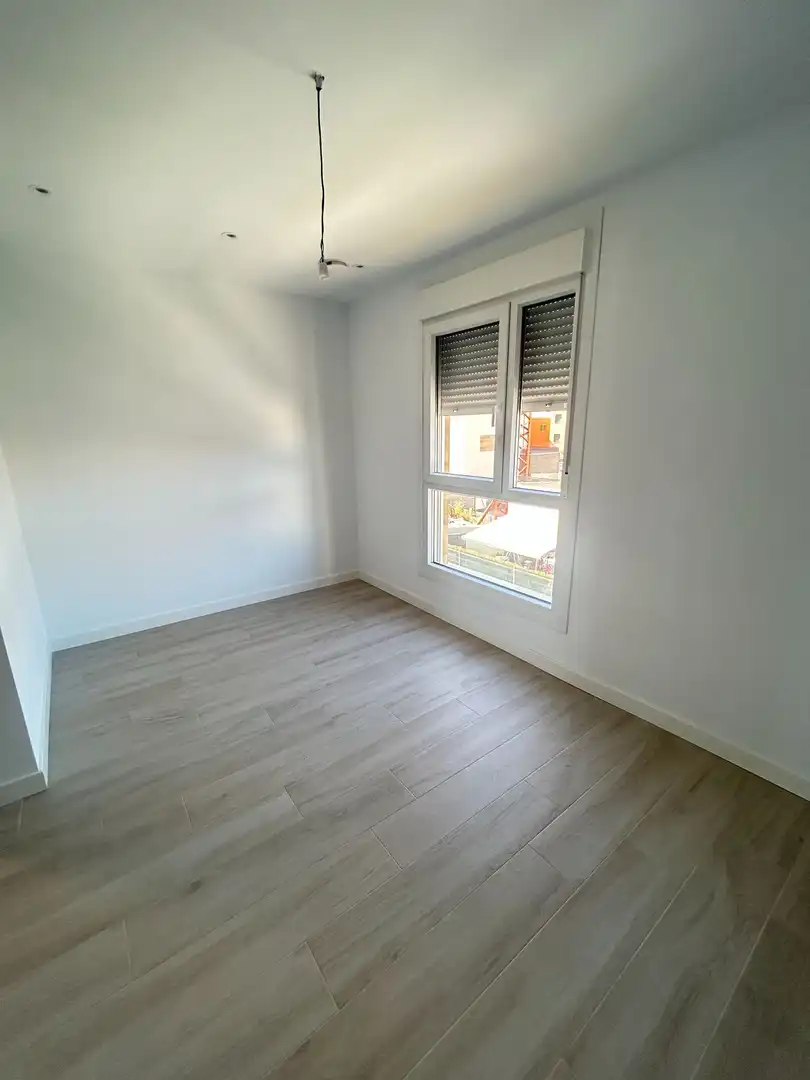 Habitación de Piso de alquiler en Cistérniga con Calefacción, Terraza y Piscina comunitaria