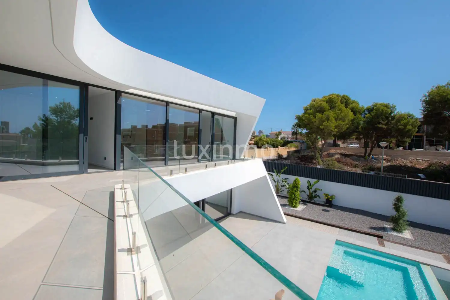 Chalet con piscina en venta en Marisol Park - Ortembach - Los Almendros, imagen 18