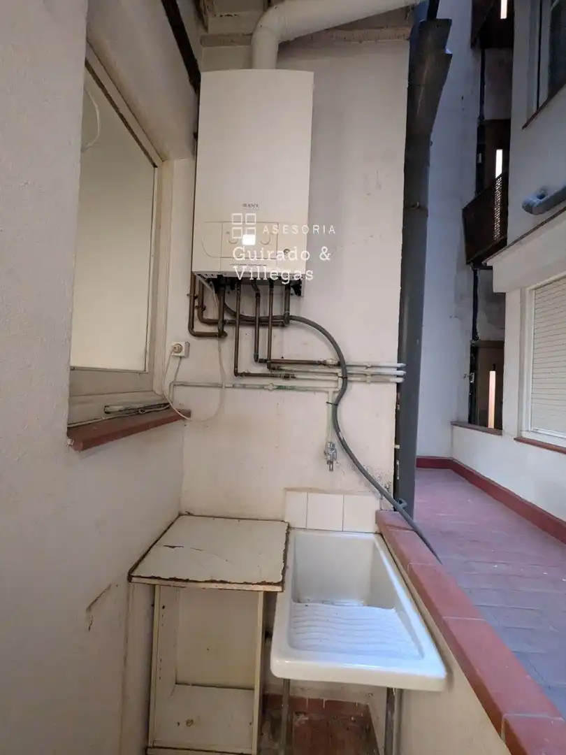 Cocina de Piso en venta en Terrassa con Calefacción
