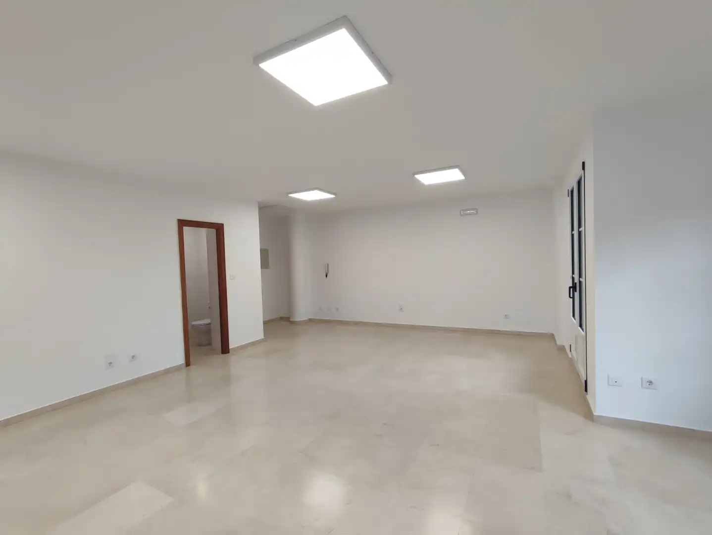 Oficina de lloguer en Vilagarcía de Arousa amb Balcó