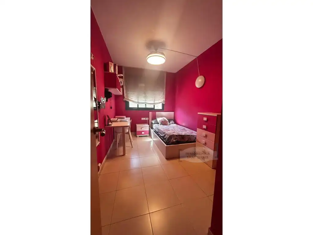 Bedroom of Flat for sale in Terrassa