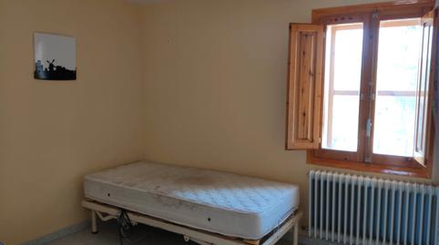 Foto 3 de Casa adosada en venda a Carrer Portalet, 26, Cervià de Les Garrigues, Lleida