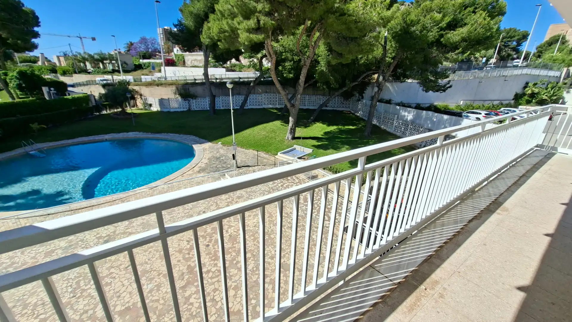 Schwimmbecken von Wohnung zur Miete in Alicante / Alacant mit Privatgarten, Terrasse und Schwimmbad