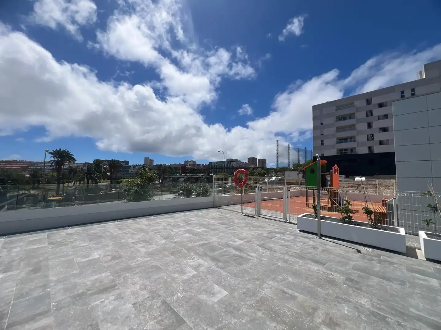 Terrassa de Pis de lloguer en Las Palmas de Gran Canaria amb Terrassa, Traster i Piscina comunitària