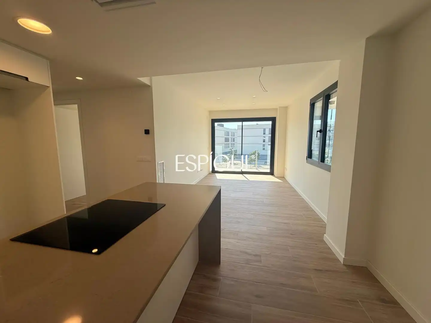 Schlafzimmer von Wohnung zur Miete in Girona mit Heizung, Terrasse und Abstellraum
