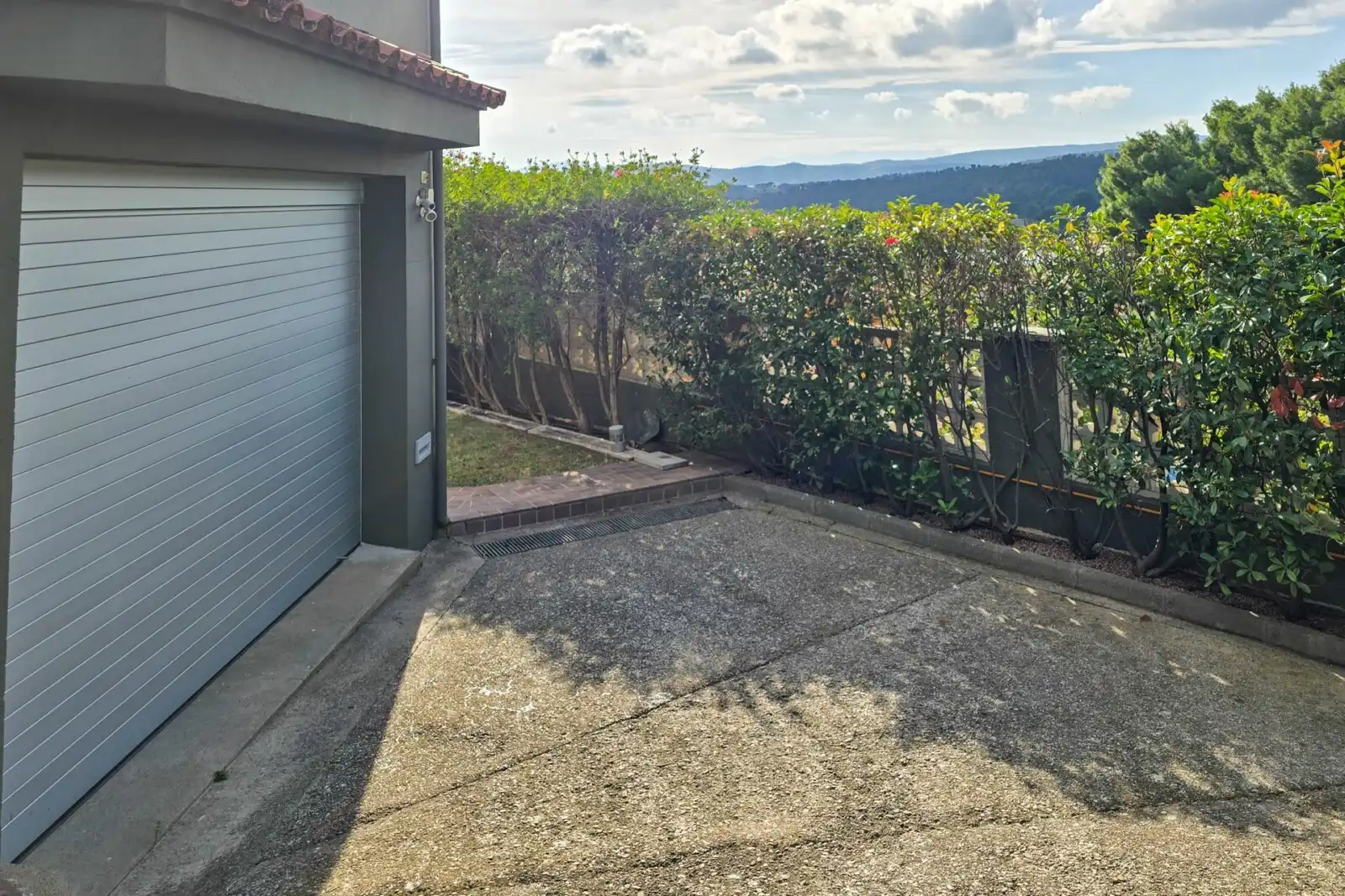 Parking de Casa o chalet en venta en La Jonquera con Aire acondicionado, Calefacción y Jardín privado