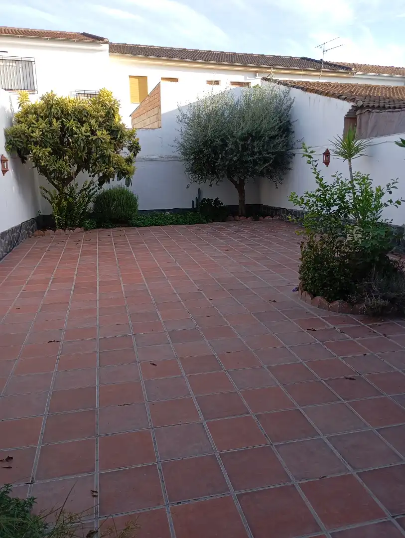 Reihenhaus mit Terrasse zum Verkauf in Fuente Vaqueros, imagen 3