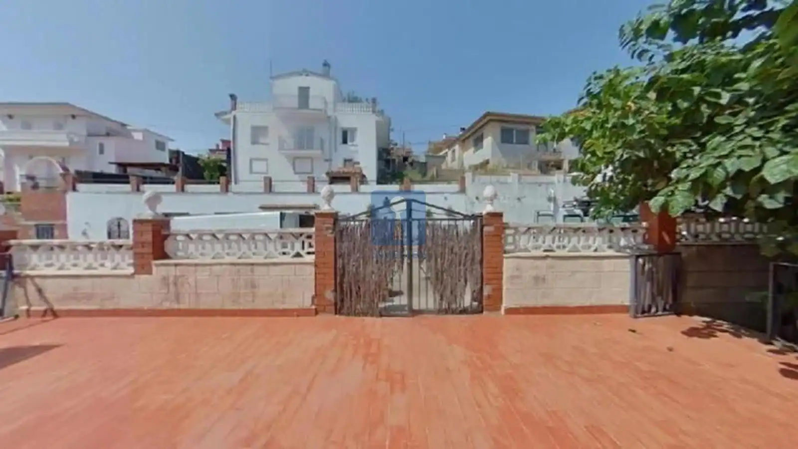 Vista exterior de Casa o chalet en venta en Rubí con Terraza, Trastero y Piscina