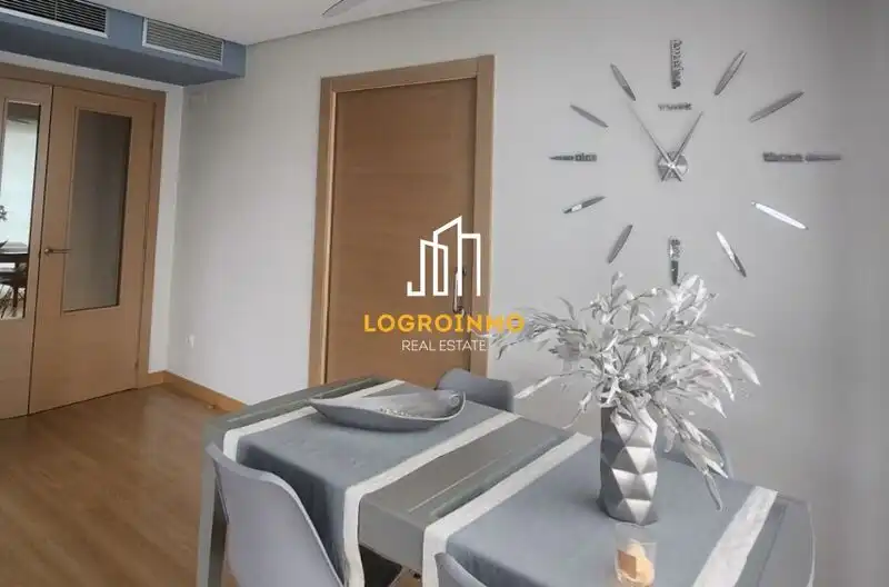 Esszimmer von Wohnung zum Verkauf in  Logroño mit Klimaanlage, Heizung und Terrasse