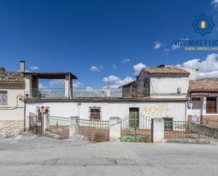 Exterior view of House or chalet for sale in  Granada Capital  with Terrace and Balcony