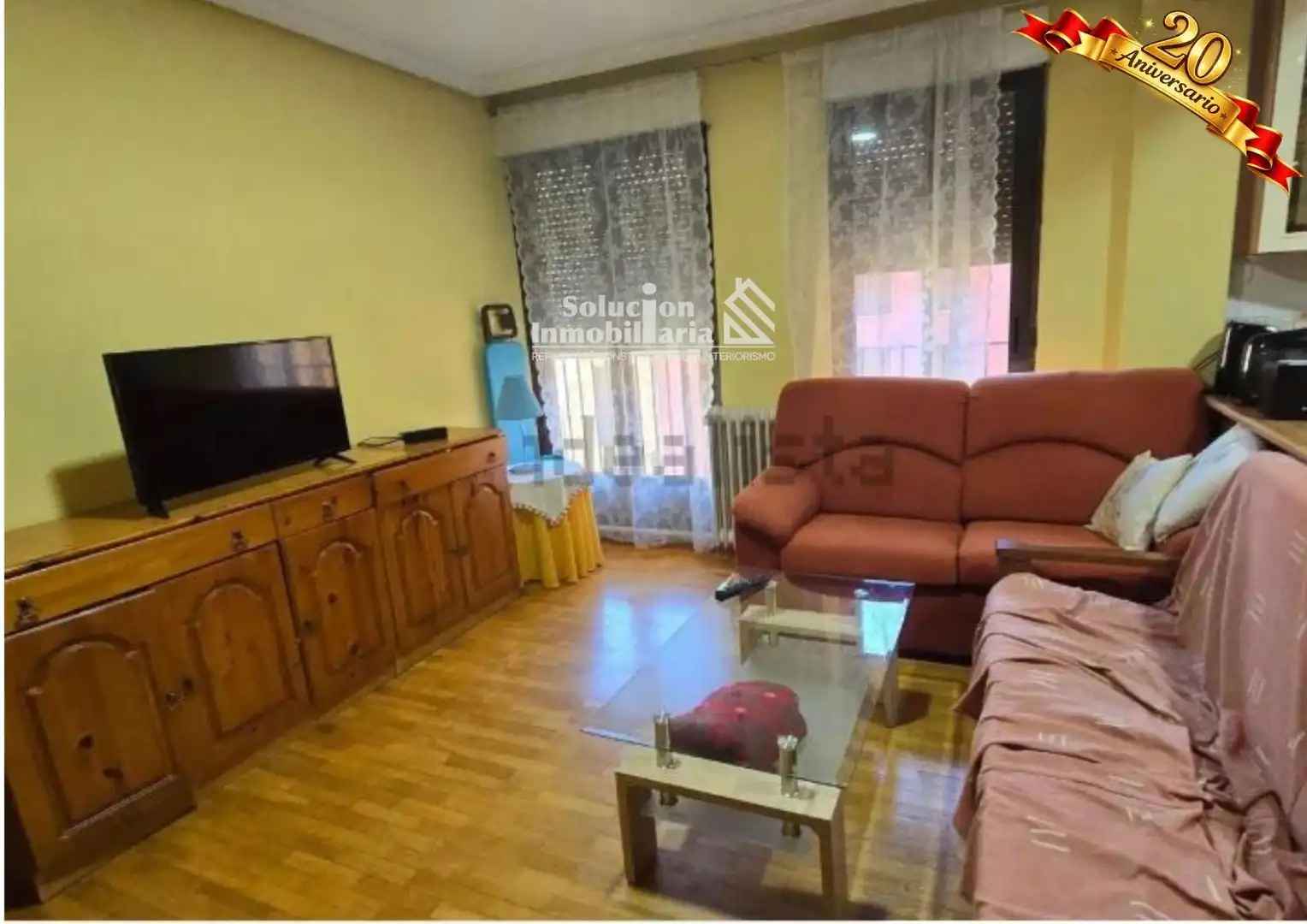 Wohnzimmer von Wohnung zur Miete in Salamanca mit Heizung