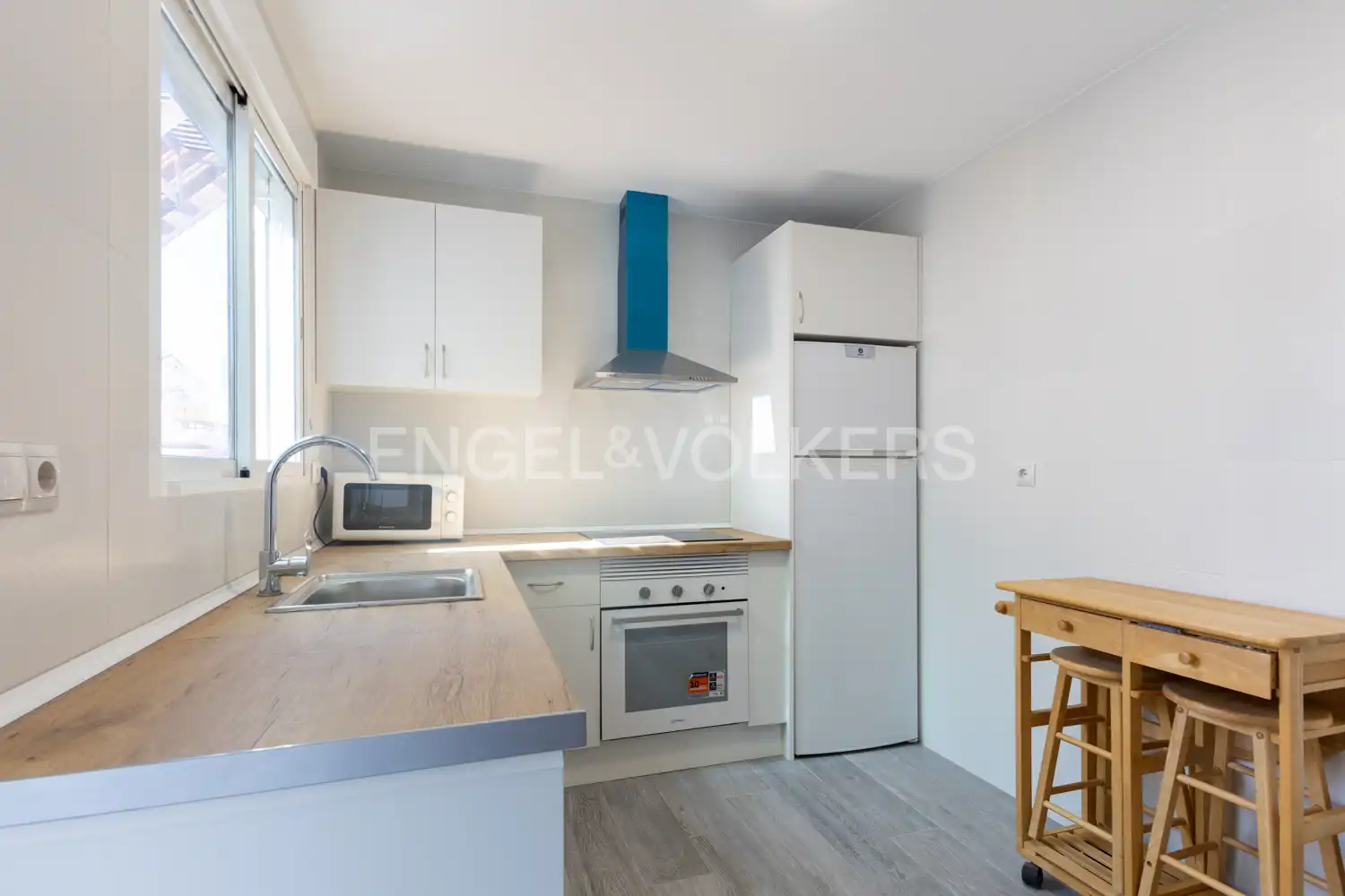 Cocina de Piso de alquiler en Meliana con Calefacción, Terraza y Balcón