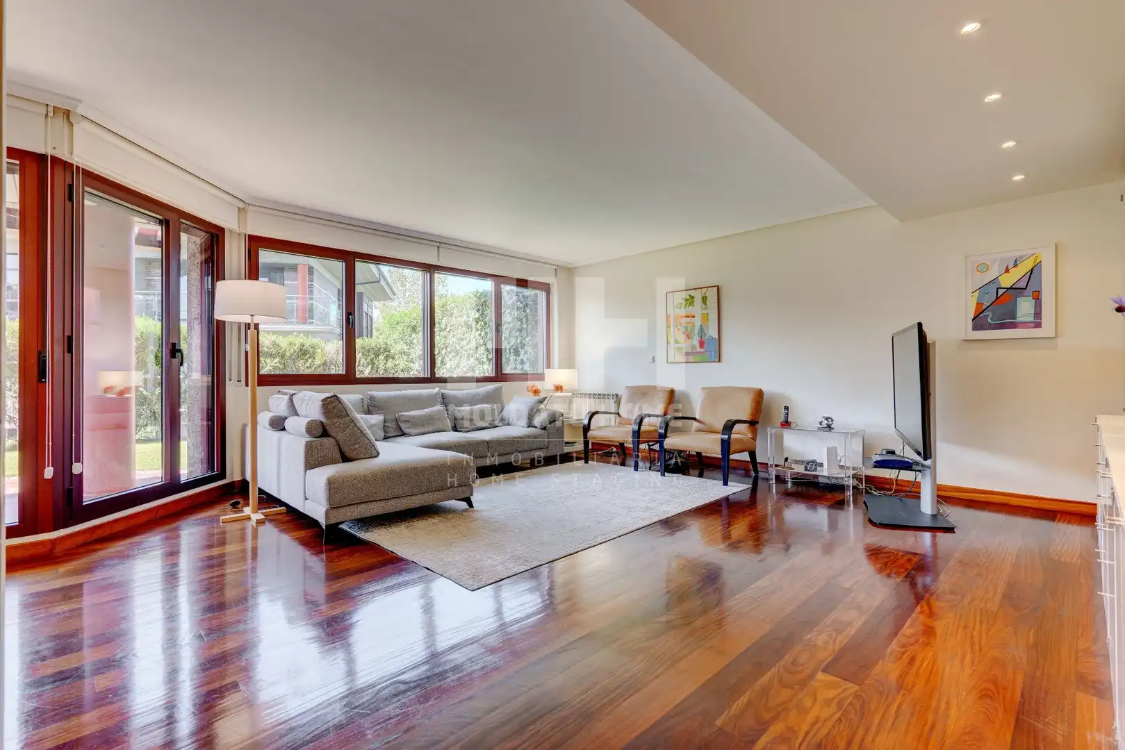 Wohnzimmer von Wohnung zur Miete in Donostia - San Sebastián  mit Heizung, Privatgarten und Terrasse